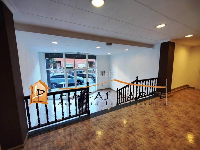 Foto f29a86b9-8a55-4a76-8e9f-5c7c4f1885f7. Location local commercial dans Martorell