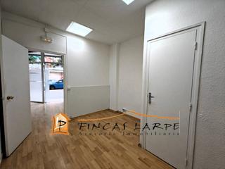 Location Bureau à Martorell. Local comercial en alquiler