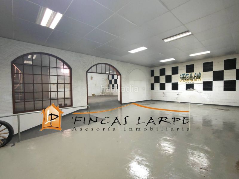 Foto 93943fc2-b250-4380-a52d-cacf2337c36d. Local comercial a Martorell