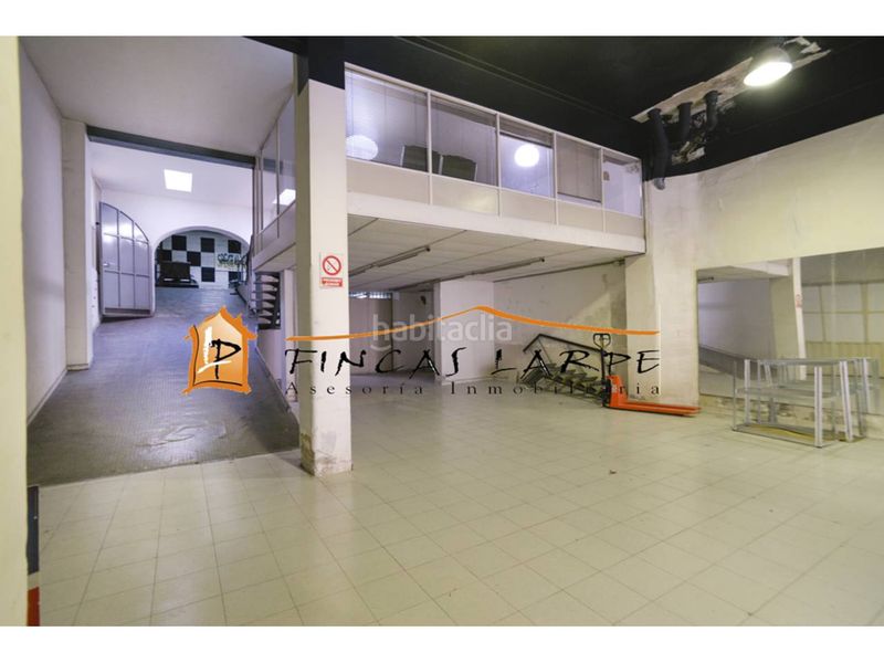 Foto e6629719-e92f-44f6-9f84-820be9b1b3df. Local comercial a Martorell