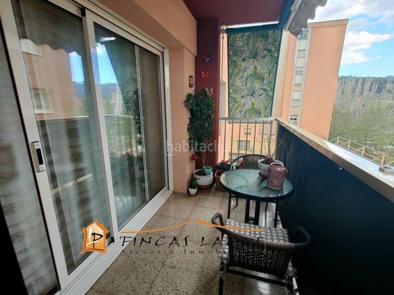 Foto abf351d8-bb3c-4a9d-a9f2-c3da5ebfb3c2. Pis amb calefacció aparcament a Martorell