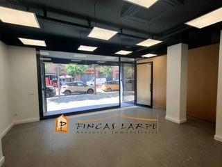 Lloguer Local Comercial  Calle puig del ravell. Local en alquiler en martorell torrent llops
