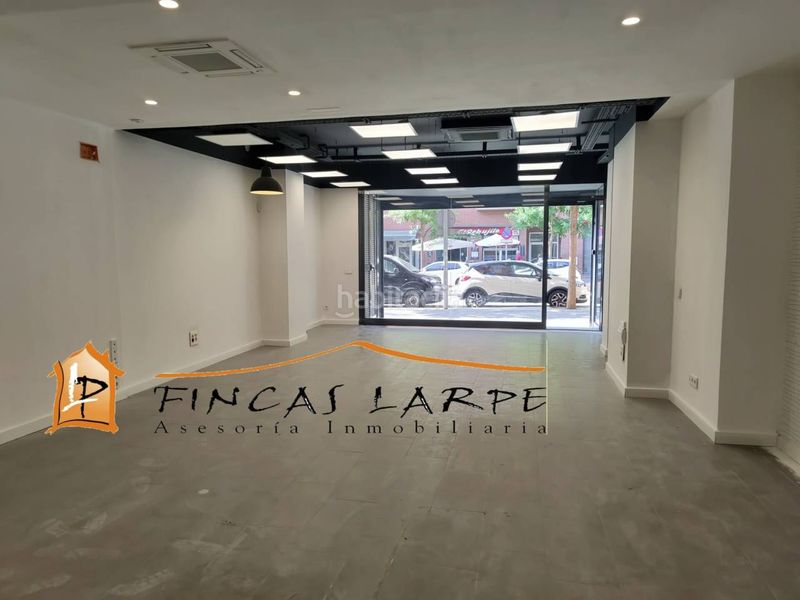 Foto 8e8bc9a3-ca91-4353-b2f8-12aa89b1130d. Lloguer local comercial a Martorell