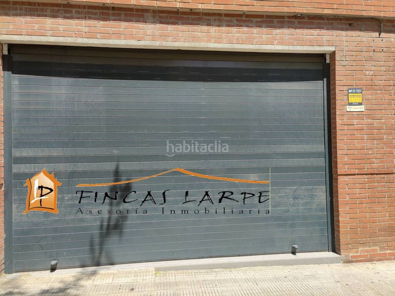 Foto b32e9038-f74f-4539-8acb-f13681a0c0b9. Lloguer local comercial a Martorell