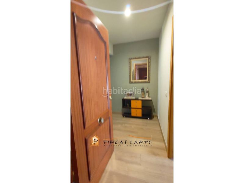 Foto a7098312-810d-4148-a352-7fd630591f3b. Pis amb calefacció aparcament a Gelida