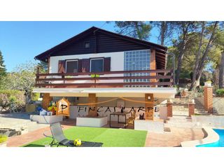 Affitto Chalet in Piera. Chalet en alquiler en piera can canals