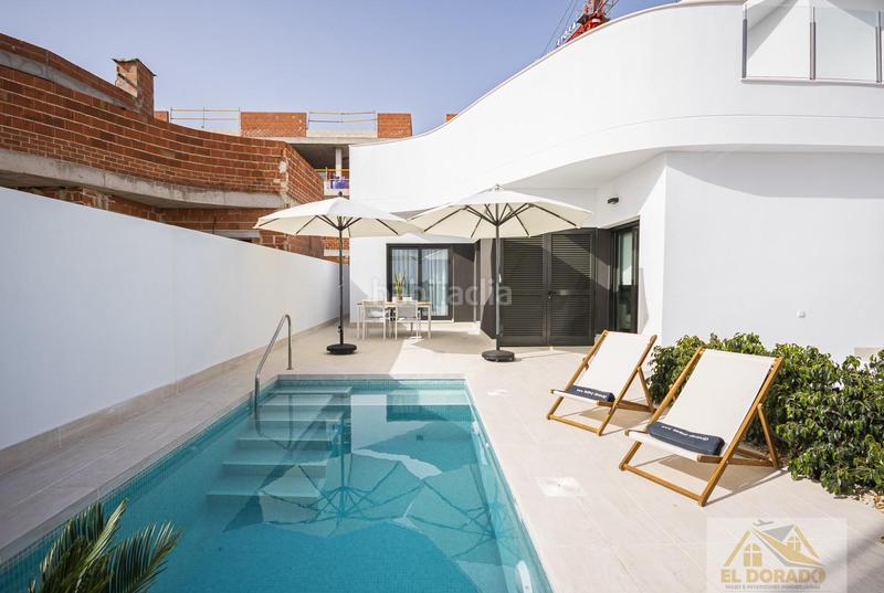 Foto 345c0125-2d1b-4361-b5f0-b6426cd6aab5. Chalet villa en Los Balcones-Los Altos Torrevieja