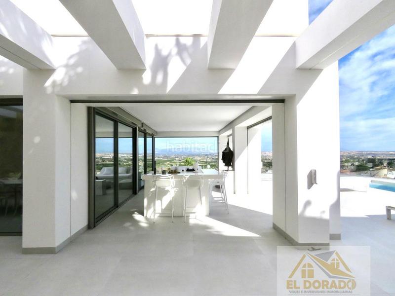 Foto 14c2488f-f3f0-4e8b-b883-f8f22869464d. Xalet amb calefacció aparcament piscina a Rojales