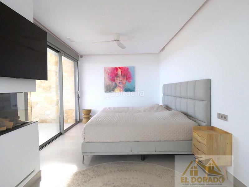 Foto 5d6fe4ee-f6ef-4d04-9430-e32b3ccce3f4. Xalet amb calefacció aparcament piscina a Rojales