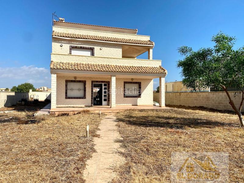 Foto 1becacef-94cd-4ad6-97f8-aa75e274da60. Chalet with heating parking in Veneziola Manga del Mar Menor (La)