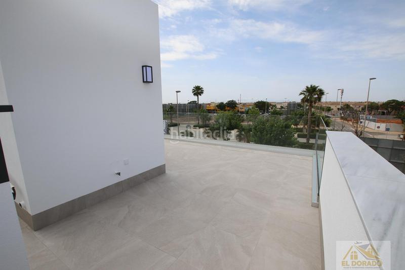 Foto 4c3c75a2-6425-48c9-87db-2551b7c2d94e. Chalet villa en Pilar de la Horadada ciudad Pilar de la Horadada