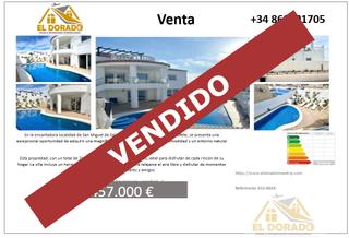 Chalet in San Miguel de Salinas. San miguel de salinasvilla