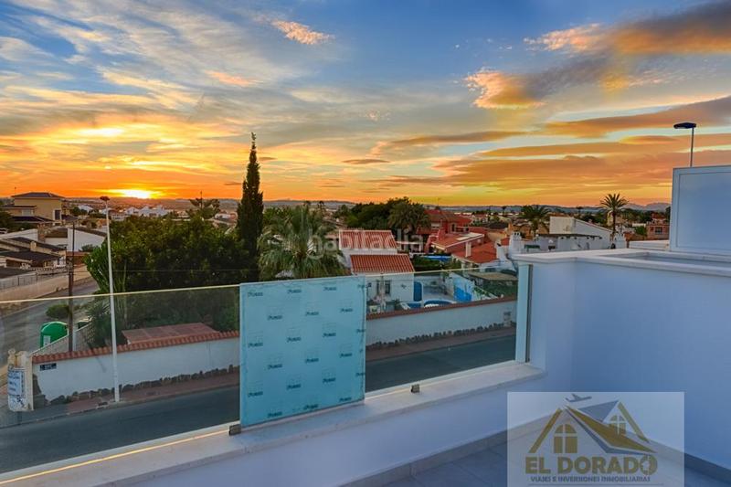 Foto 693f3453-88e6-435b-9938-257b6fcb9cb7. Chalet avec chauffage parking piscine dans Pilar de la Horadada ciudad Pilar de la Horadada