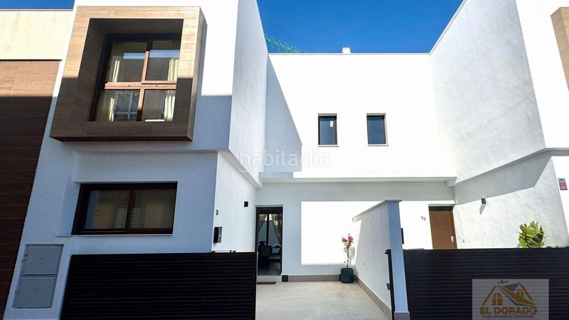 Foto f40e54e1-85e5-4883-ba06-9c7052b65c34. Xalet amb calefacció aparcament piscina a San Javier San Javier