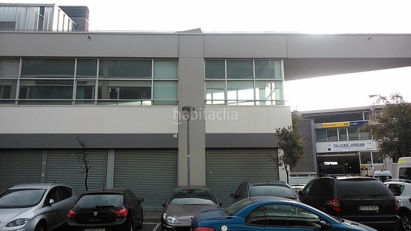 Foto c52ae942-cb49-4fd5-b4a5-123bb8091e98. Fabrikhalle in Pomar Badalona