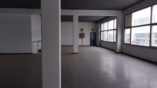 Fabrikhalle in Polg.ind.les guixeres. Nave en badalona