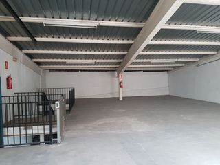 Nave industrial en Passeig de sant jordi 12. Nave industrial en montgat