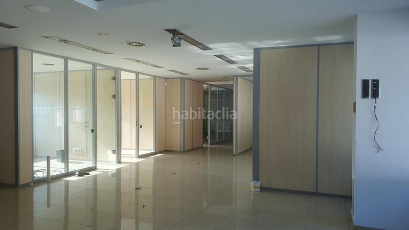 Foto 0829ad95-f061-4ebe-b738-7ec1d3d83ed3. Miete büro in camí de la pelleria 22 in Bonavista Badalona