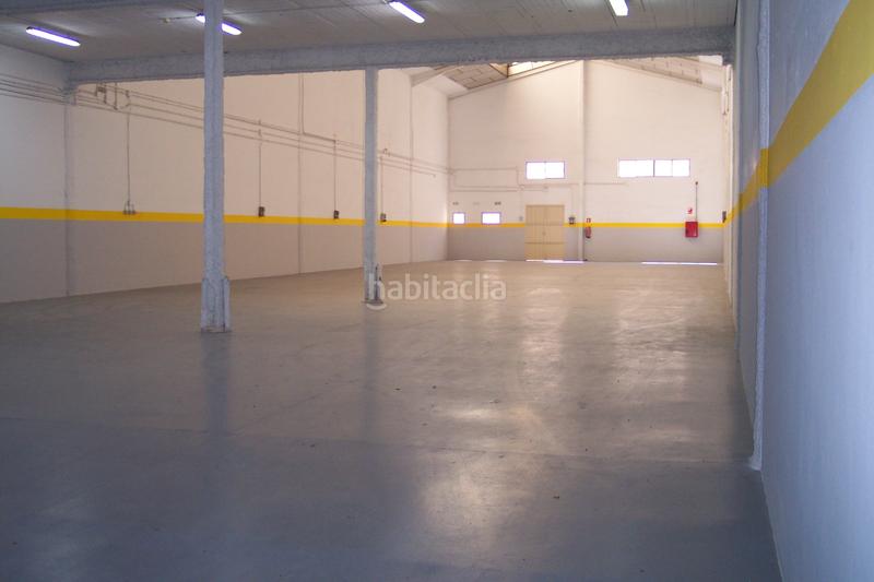 Foto 6e8a830a-4282-4c7b-b8e5-4173d5f44c0f. Location bâtiment à usage industriel dans carrer d'occitània 13 dans Badalona