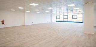 Alquiler Nave industrial en Carrer de femades 88. Nave industrial en hospitalet de llobregat