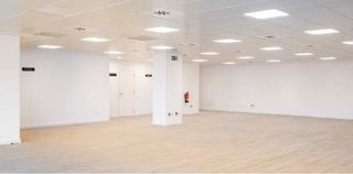 Lloguer Nau industrial a Carrer de femades 88. Nave industrial en hospitalet de llobregat