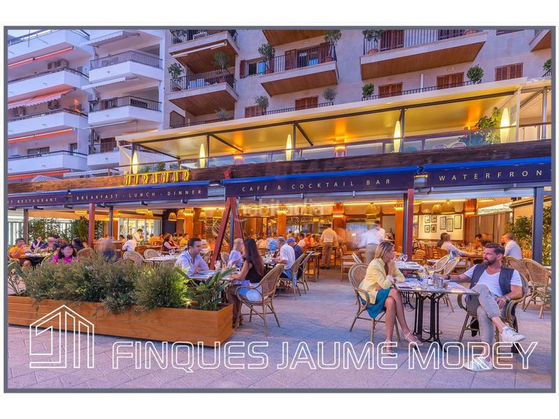 Foto 17bc98fe-d5ec-453c-9973-d80ffc15f100. Lloguer local comercial a platja 2 a port d´Alcúdia-platja dálcúdia Alcúdia