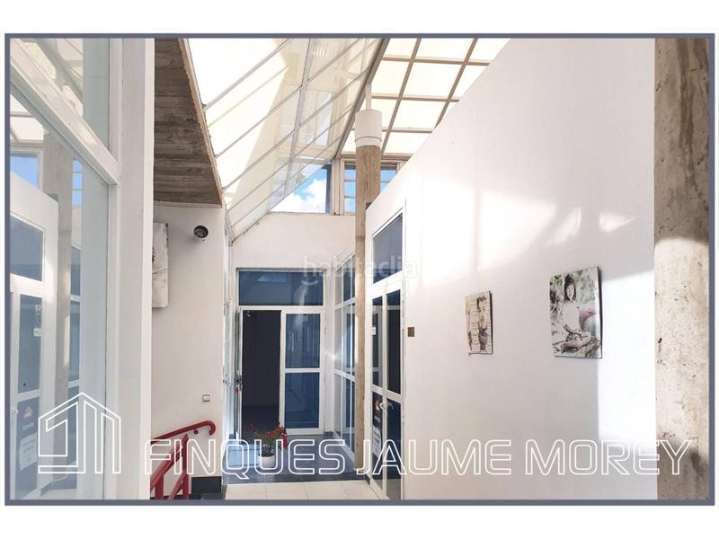 Foto 77e80153-cc9c-471d-a163-574f32e3a023. Lloguer local comercial a platja 2 a port d´Alcúdia-platja dálcúdia Alcúdia