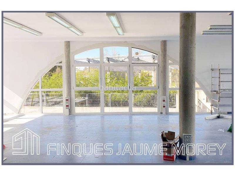 Foto fffa7ab8-f70c-4ed3-957f-717ae6594398. Location local commercial dans platja 2 dans port d´Alcúdia-platja dálcúdia Alcúdia