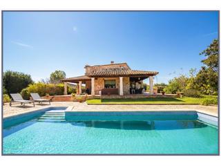 Masia  Buger. Lujoso chalet en venta en inca