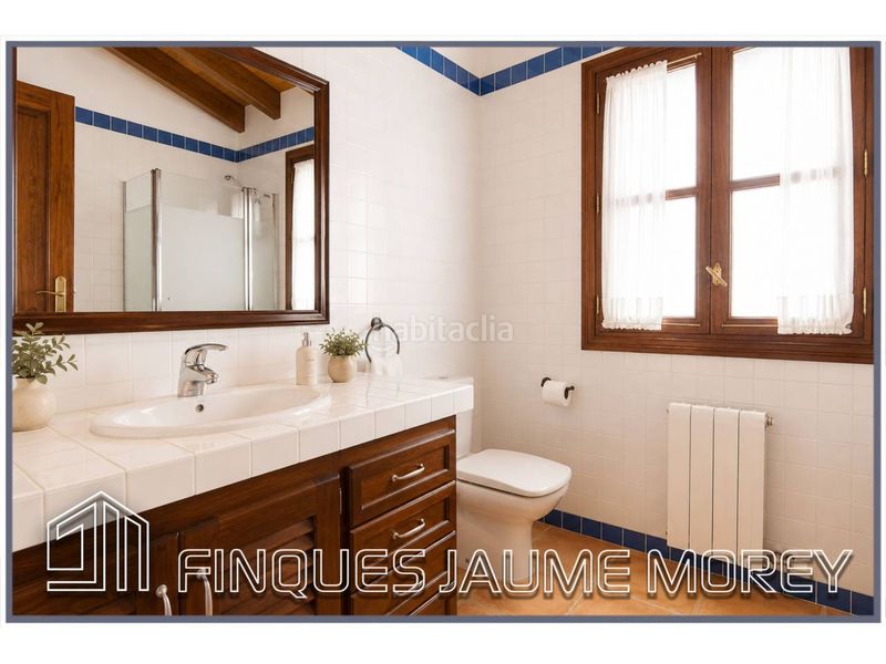 Foto 366ba0fe-a315-4090-8774-4d7f12212d42. Chalet in calle santa llúcia 1 in Mancor de la Vall