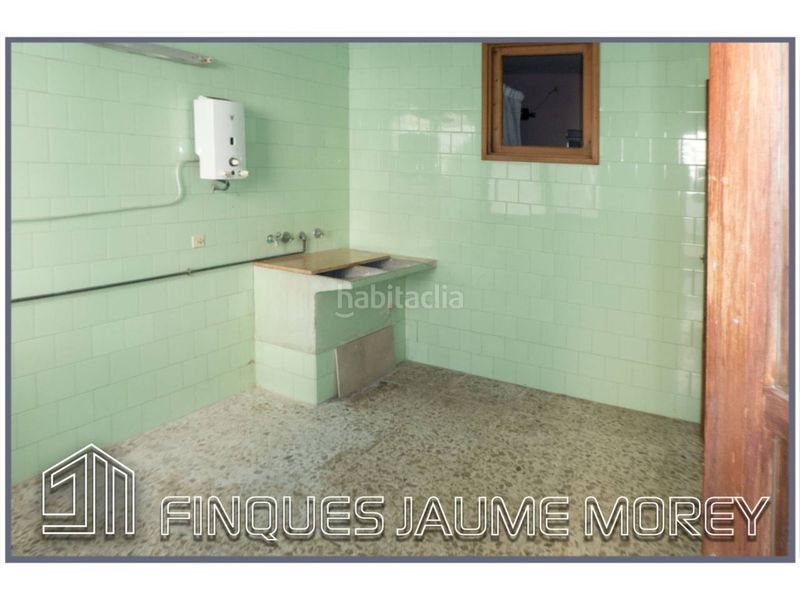 Foto 244c0aa6-963b-40e8-a98f-a0394cfd9c6e. Casa en calle costa i llobera 1 edificio en venta en Inca