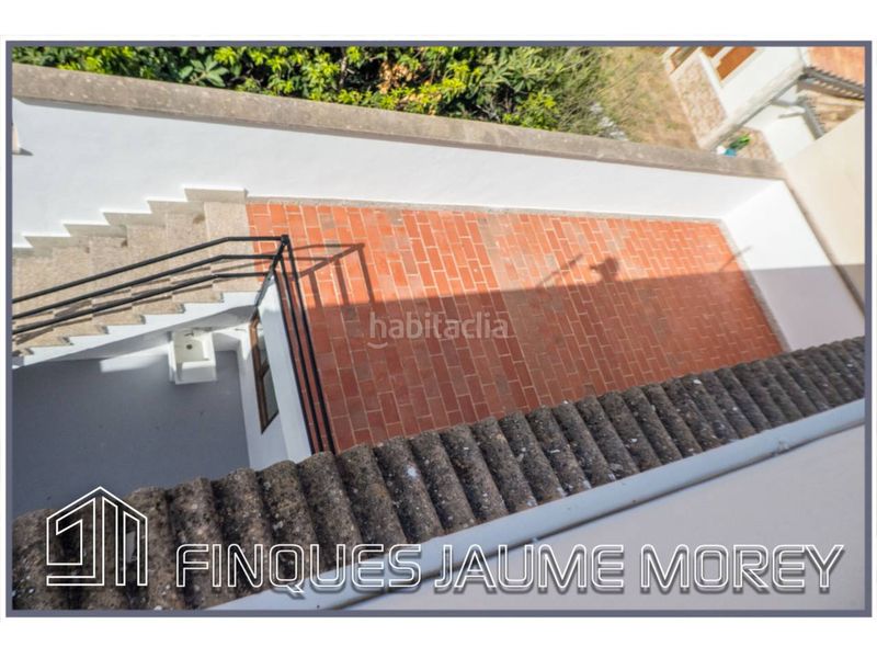 Foto c4193e8e-fc56-4a13-8426-b75dd4472045. Casa en calle costa i llobera 1 edificio en venta en Inca