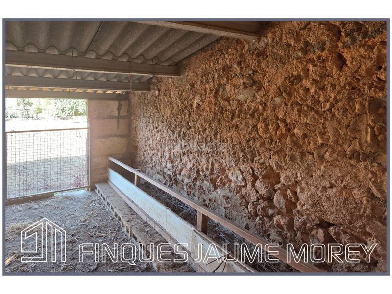 Foto 3c39e0ce-6e00-45aa-a349-5d1b32842a15. Masia amb calefacció a Búger