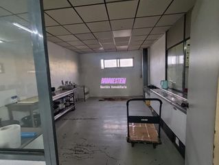 Capannone industriale  Carrer carrer de guifré, 655. Con gran rentabilidad