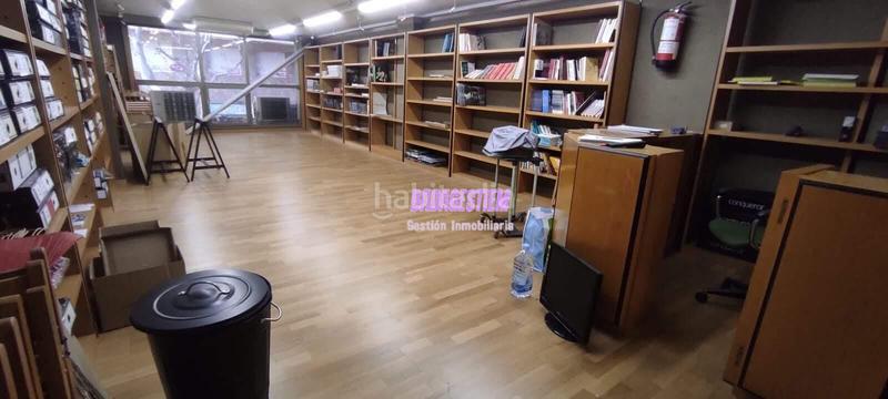 Foto e5c88cb9-558f-4cab-b647-2737e6e408c7. Alquiler local comercial excepcional ubicacion en Badalona