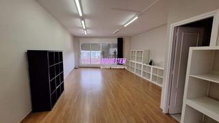 Lloguer Oficina  Calle carrer coll i pujol. Oficina en alquiler