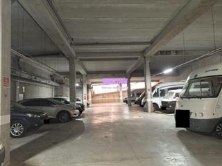 Alquiler Parking coche en Montigalà. Parquing para furgoneta en montigala