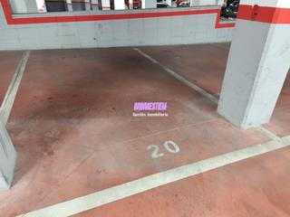 Location Parking voiture  Carrer suissa. Parquing en montigala