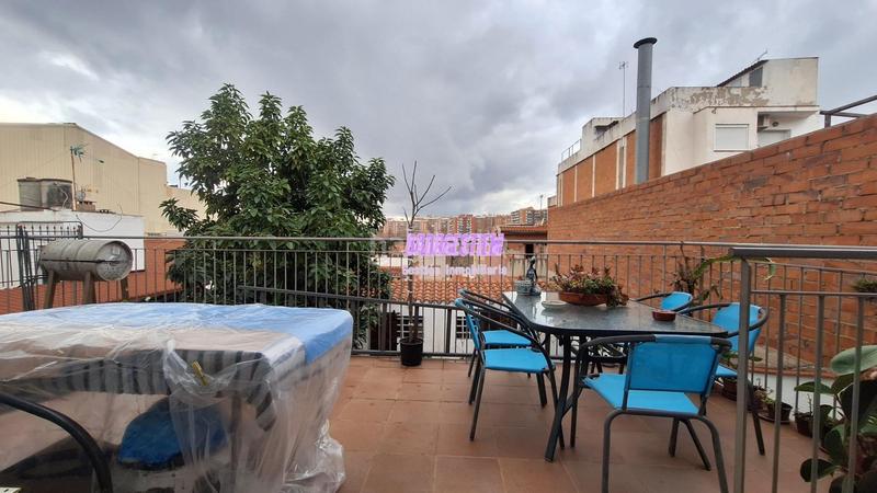 Foto 2d3cd2e1-e362-4931-9b51-f04cf7329026. Casa adosada con gran jardin ! en Sant Crist Badalona