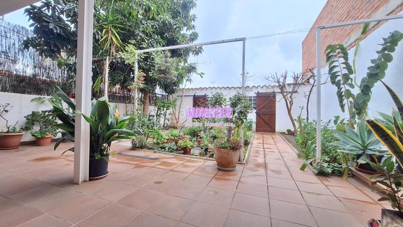 Foto 386fd0a4-04f0-448d-94d4-7f1519607f5a. Casa adosada con gran jardin ! en Sant Crist Badalona