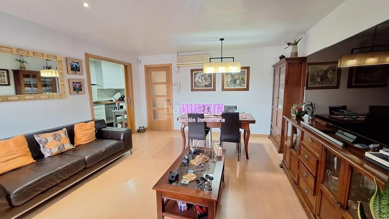 Foto 505c6a15-213c-4dcd-8c92-ff0d2a629b55. Casa adosada con gran jardin ! en Sant Crist Badalona