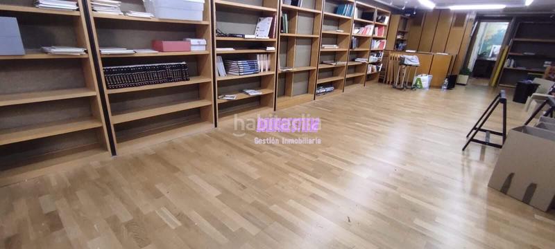 Foto c7a7c00a-970e-4eeb-8bb6-76983a3cc6f2. Local commercial dans Progrés - Pep Ventura Badalona