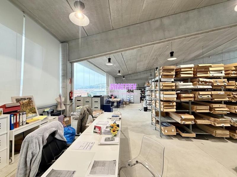 Foto 0fe139c8-5eee-4a4a-83ad-ba4b22b10a3f. Fabrikhalle in Pomar Badalona