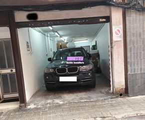 Lloguer Local Comercial a Progrés - Pep Ventura. Local con entrada para vehiculo