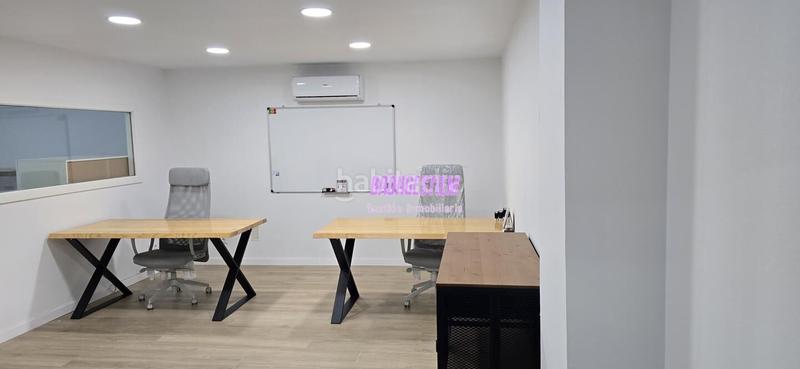 Foto 77285afc-ca52-4d50-8823-93434aa1309b. Local comercial con aparcamiento para vehiculo en Badalona