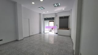 Lloguer Local Comercial a Puigfred. Oportunidad