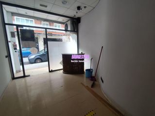 Lloguer Local Comercial  Riera de matamoros. En el centro