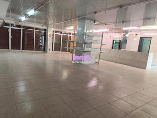 Affitto Locale commerciale in Gorg. Junto al metro de gorg