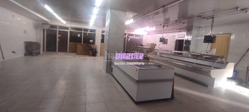 Foto 8070b3b5-a3b1-4df0-bb85-b7ef4f5f9104. Alquiler local comercial junto al metro de Gorg en Badalona