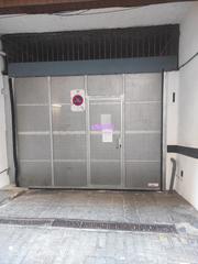 Aparcament cotxe  Carrer carrer d'arnús, 17. Plaza de aparcamiento cerca de la calle del mar para coche peque